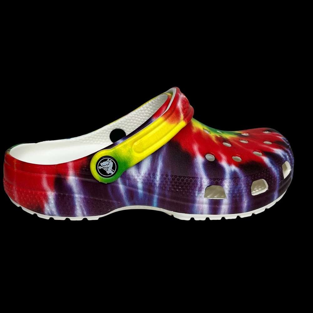 Crocs Classic Women’s Tie Dye Clogs Size 6/Mens 4 Multicolor Water Friendly - Picture 13 of 13